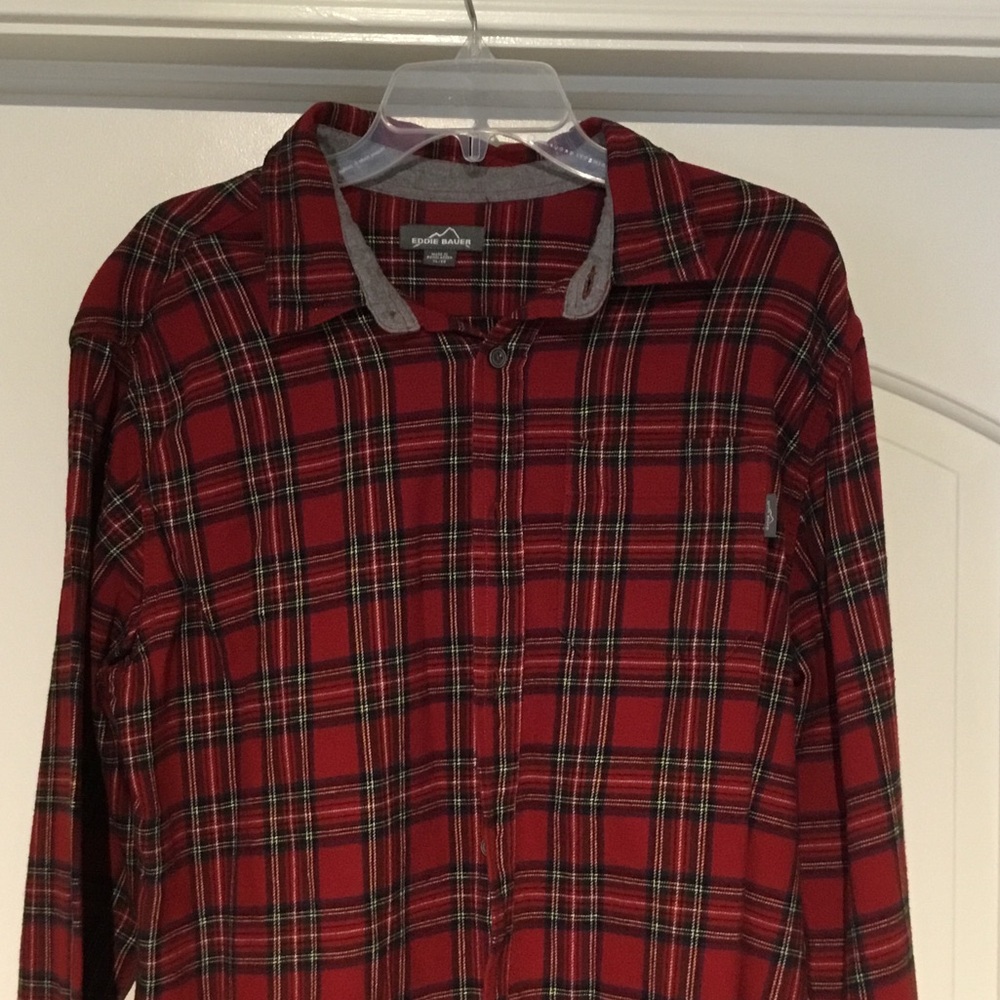 Eddie Bauer Red Plaid Casual Button‎ Down Shirt